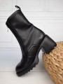 3_wondersKidG6701.jpg